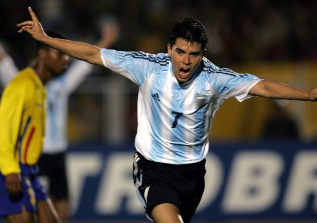 img-l-enigmatique-chemin-de-javier-saviola-1347047746_y500_articles-161482.jpg