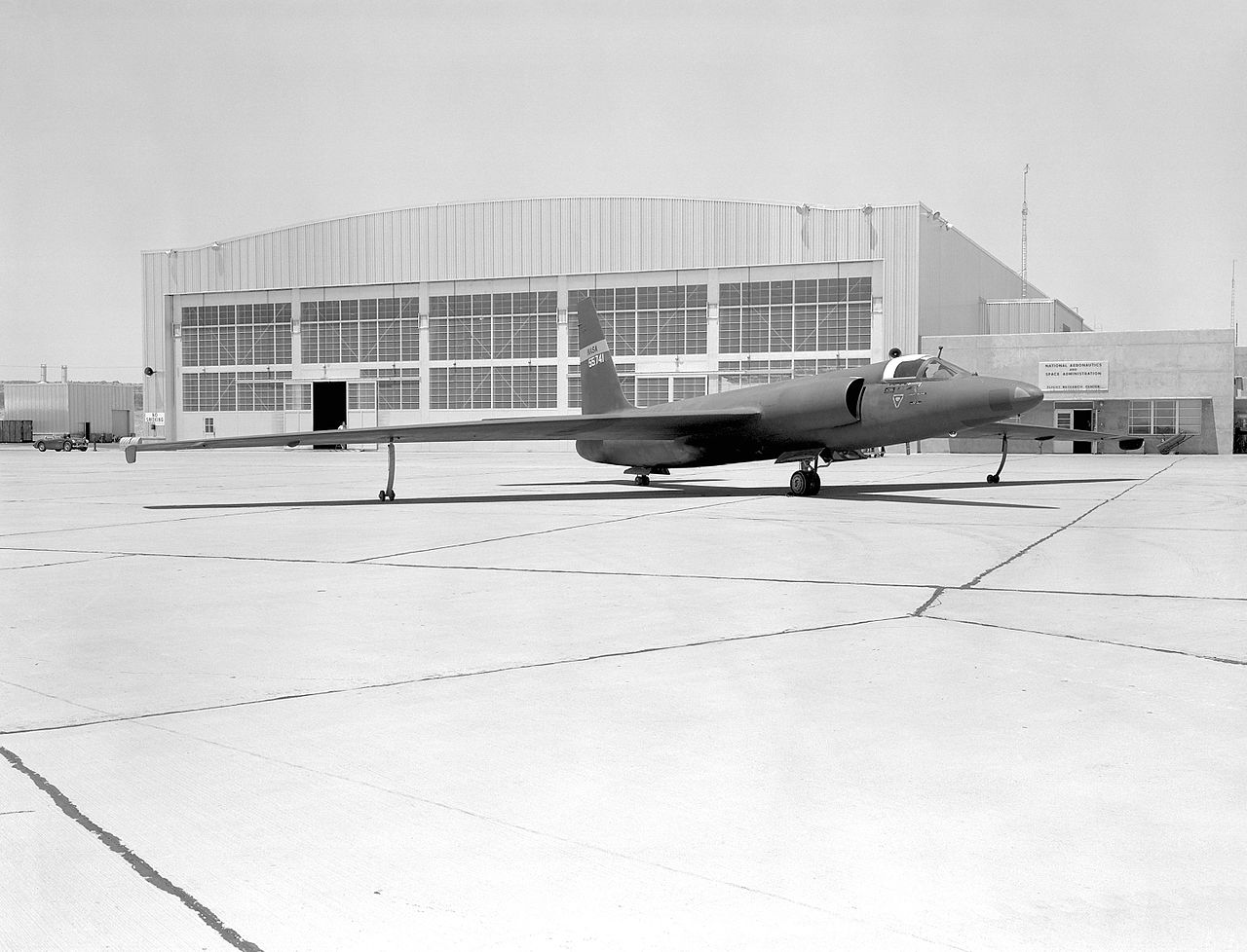 u-2_spy_plane_with_fictitious_nasa_markings_gpn-2000-000112.jpg