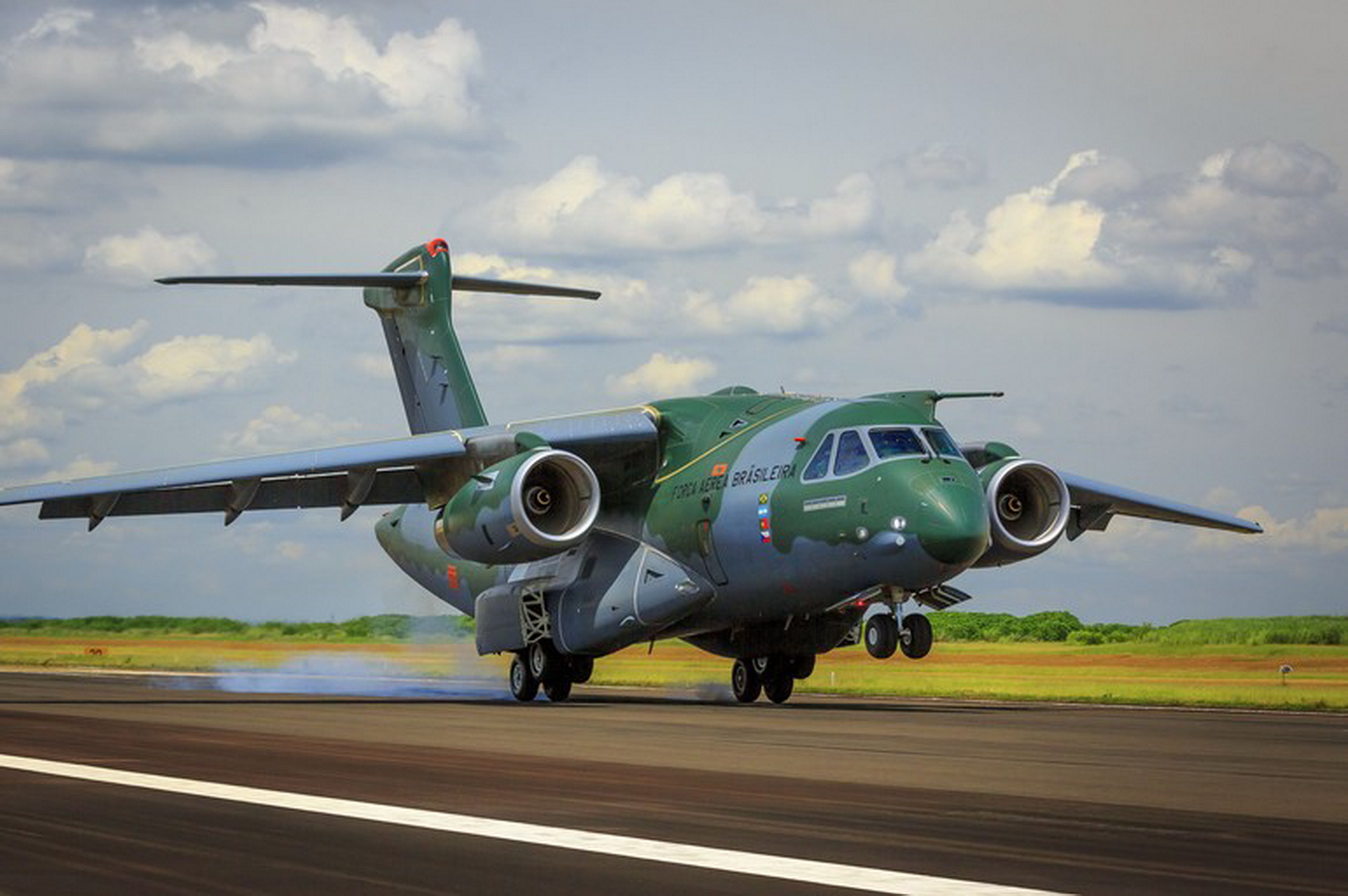 kc-390_1_free_big.jpg