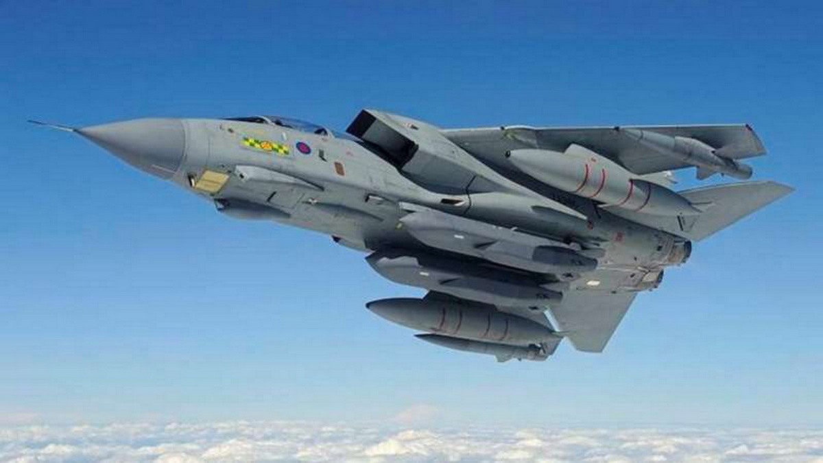 raf_tornado_with_storm_shadow_missiles_resize.jpg