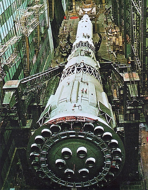 soviet-n1-lunar-rocket.jpg