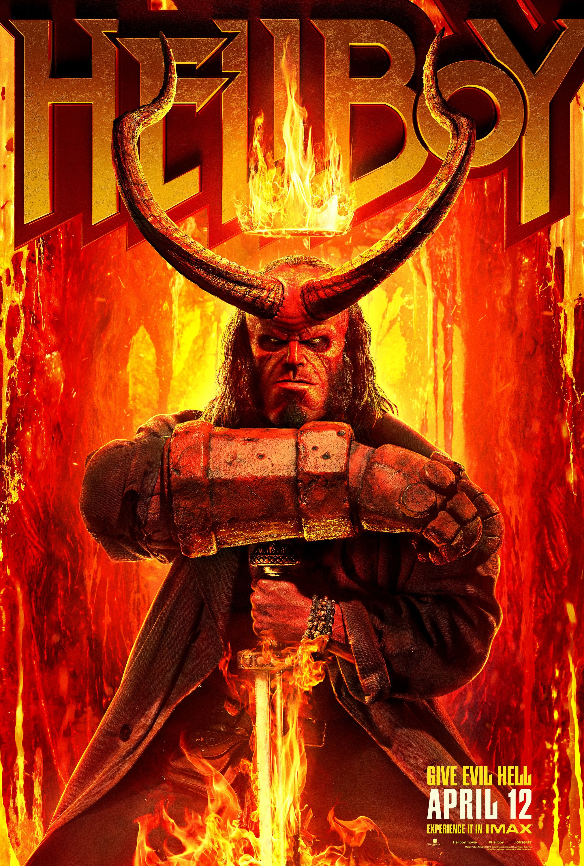 483-hellboy_ver7_xxlg.jpg