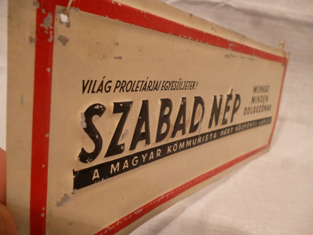 szabad_nep.jpg