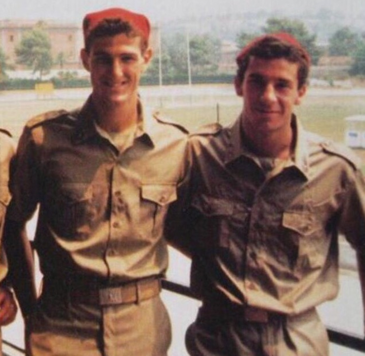 Ciro Ferrarával a katonaválogatottban