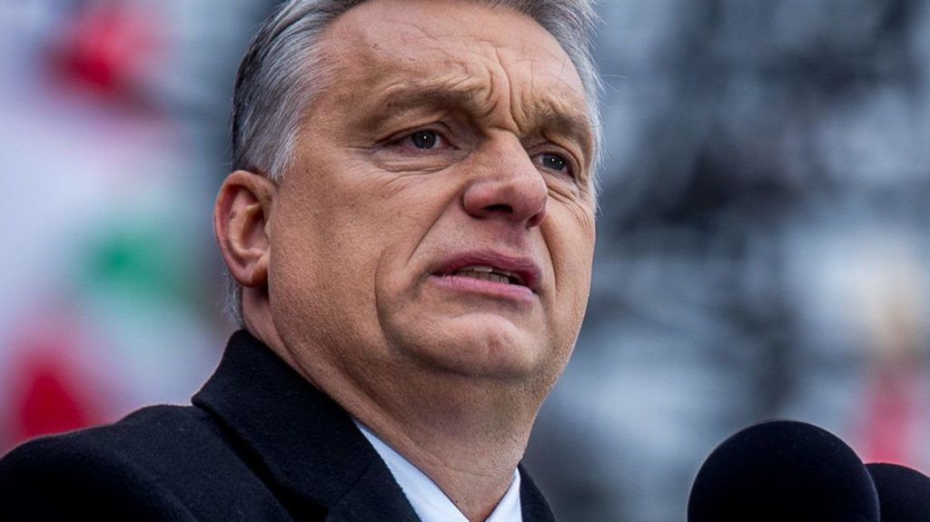 orban-24_hu.jpg