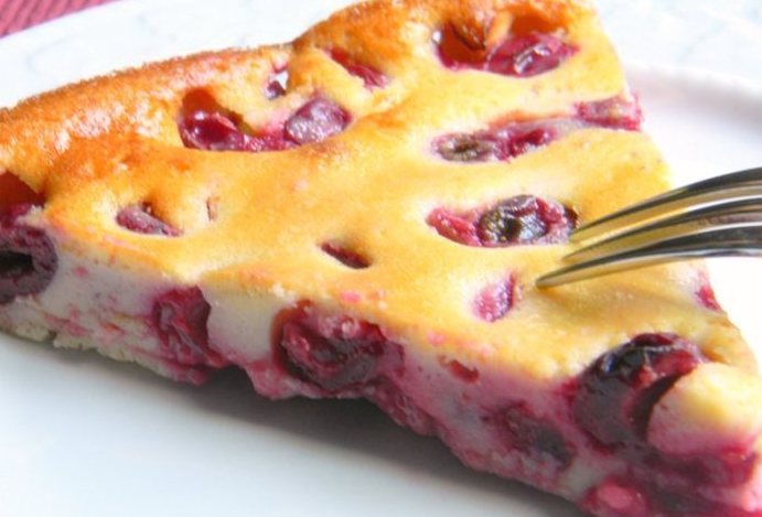 Meggyes_clafoutis_2.jpg