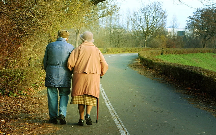 love-old-people-wallpaper-preview.jpg