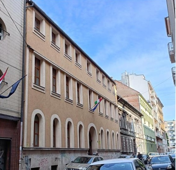 nevtelen1.jpg