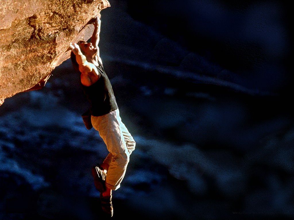 mission-impossible-2-tom-cruise-rock-climbing.jpg