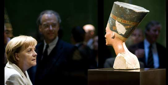 nefertiti-reuters-543.jpg w=670.jpg