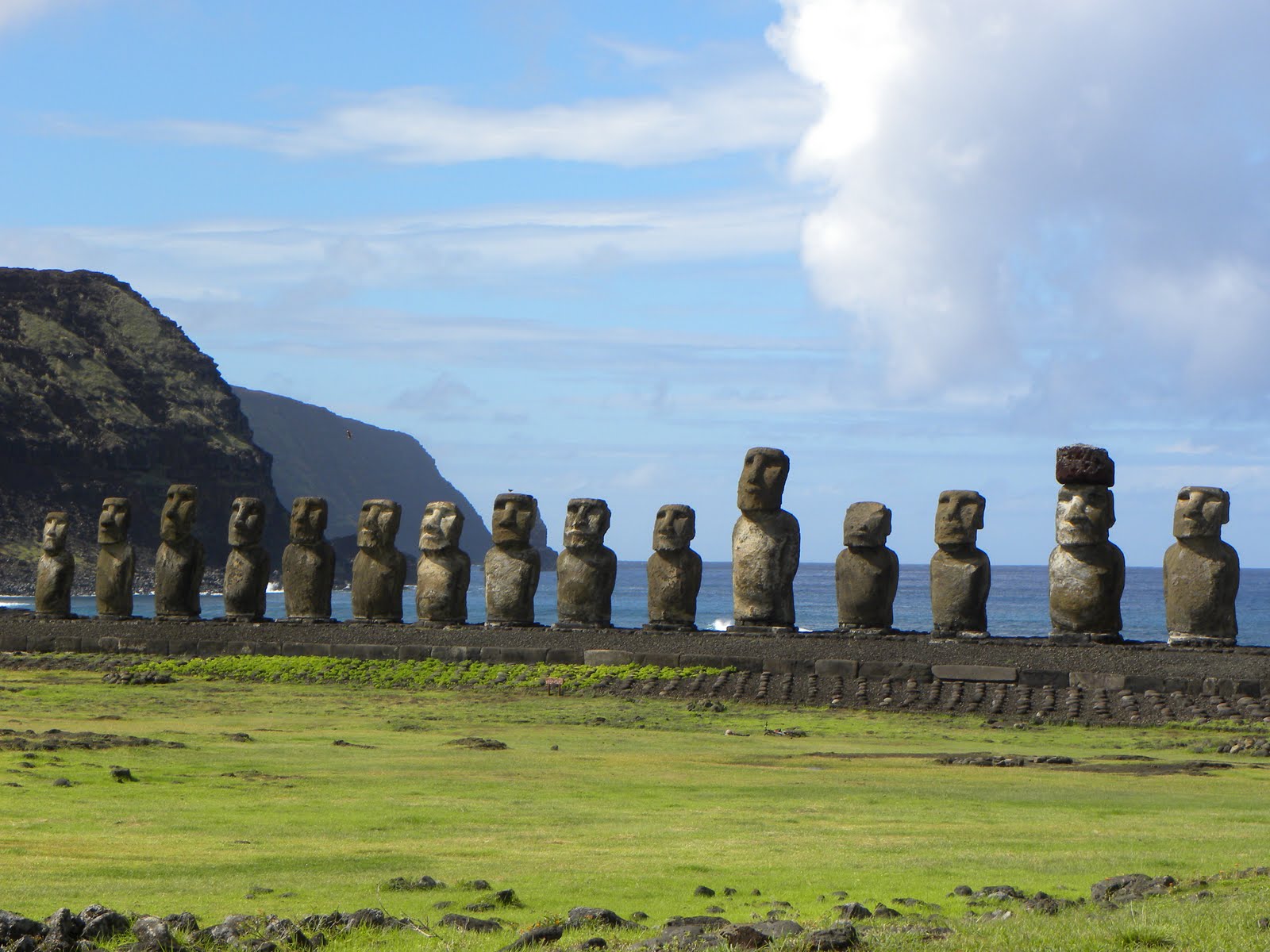 Easter Island 057.jpg