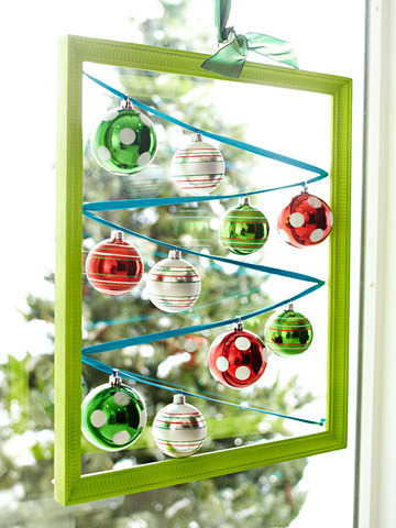 christmas-ornament-display-10.jpg