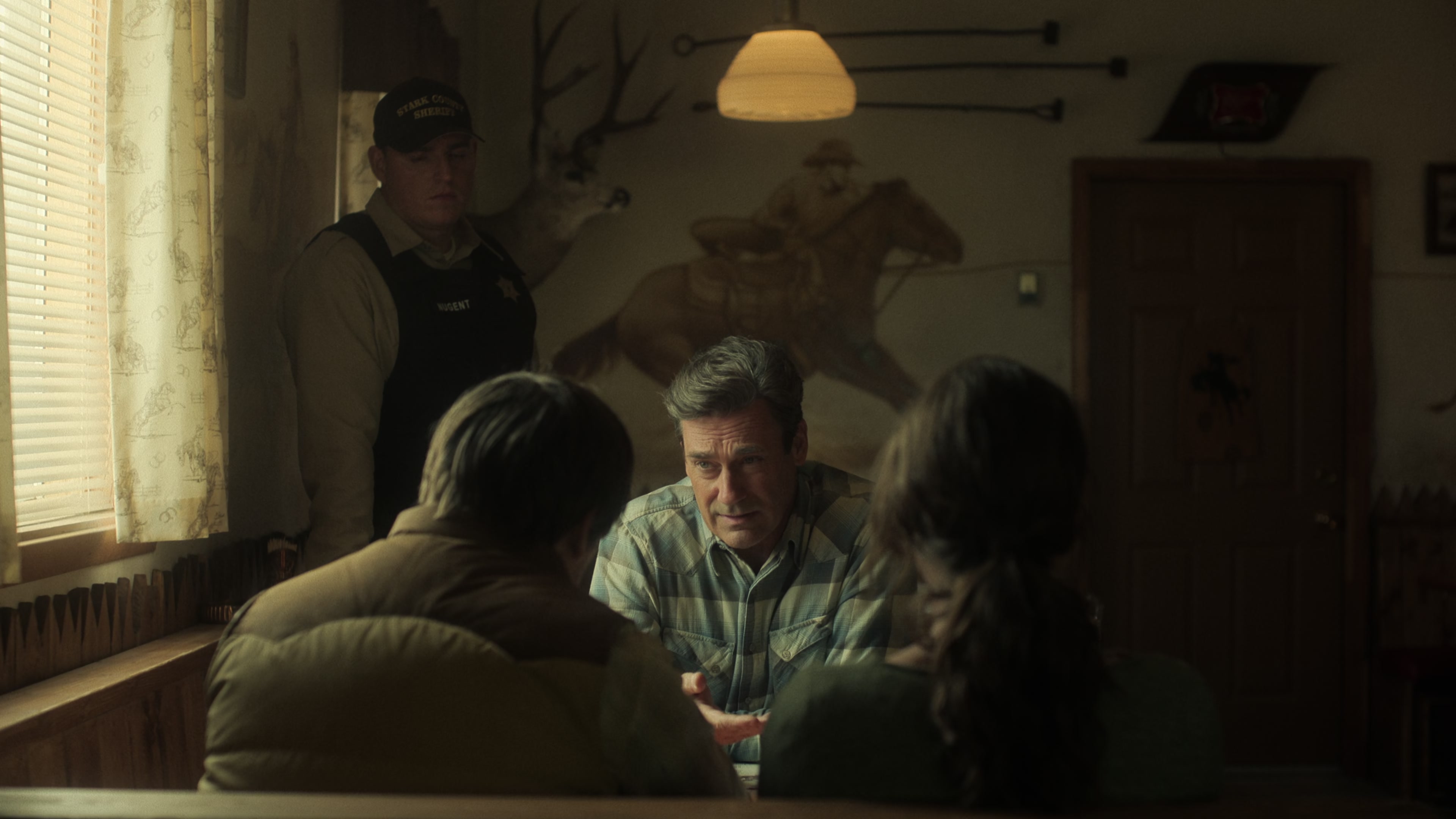 fargo_s05e02_2160p_web_h265-successfulcrab_0094.jpg