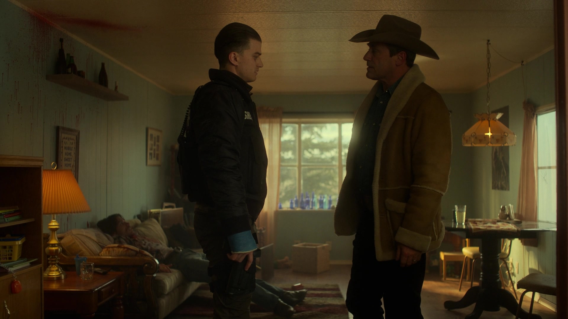 fargo_s05e04_insolubilia_1080p_amzn_web-dl_dd5_1_h_264-playweb_2002.jpg