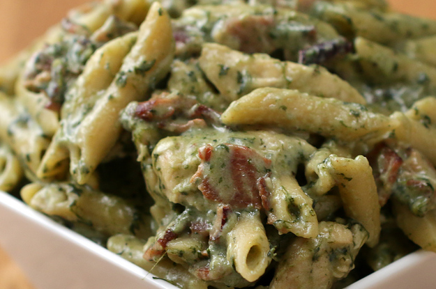 this-one-pot-chicken-spinach-bacon-alfredo-is-dam-2-22533-1474592825-2_dblbig.jpg