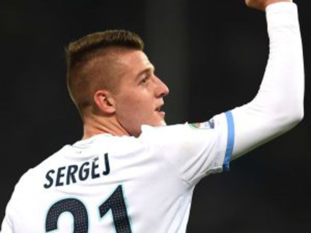 Milinković-Savić a PSG-hez kerülhet?