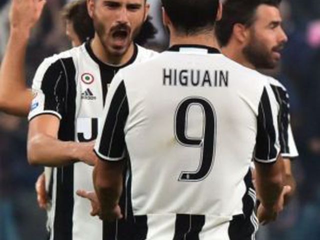 Higuaín helyettesítheti Džekót