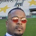 Evra: „A puhányok távozzanak!”
