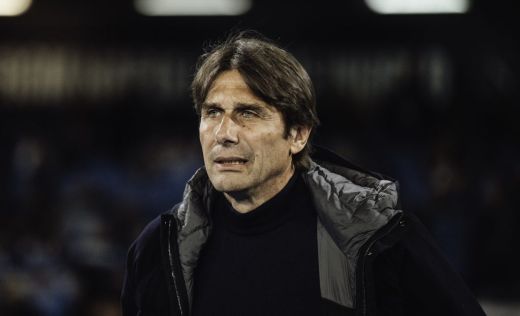 Conte marad a Napoli kispadján?