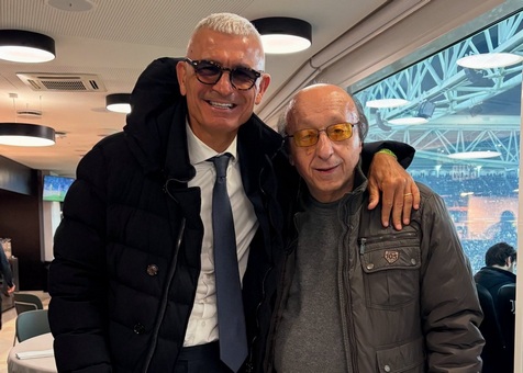 moggi_luciano_ravanellivel_juve_diszpaholyban.jpg
