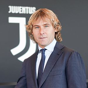 nedved_pavel_juve_logoval.jpg