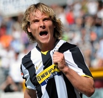 nedved_pavel_new_holland_mezben.jpg