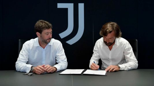 Pirlo bére csak három játékosét haladja meg