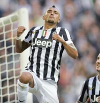 Vidal Arturo_gólöröm_3.jpg