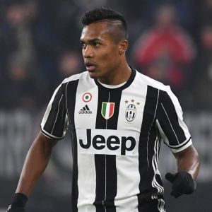 Alex Sandro hosszabbít a Juventusszal