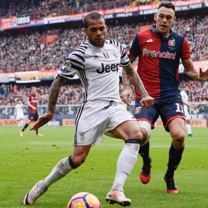 Dani Alves a szezon végén távozhat