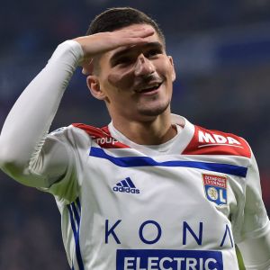 Vidal nem érkezik, Aouar viszont csatlakozna