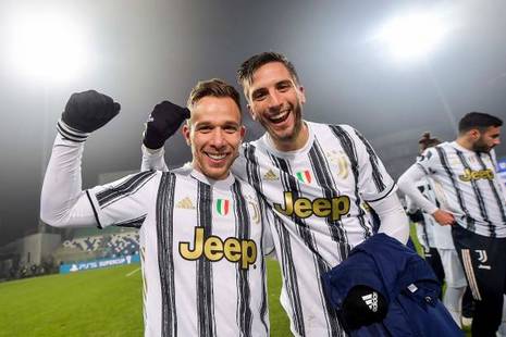 Arthur és Bentancur bizonyosan marad a Juventusnál