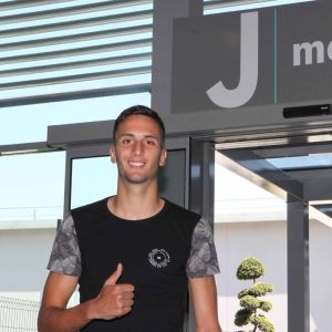 Bentancur orvosi vizsgálatra jelentkezett a Juventusnál
