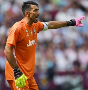 Buffon: „Pár év múlva nagyszerű válogatottunk lesz”