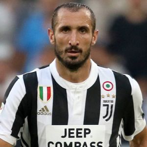 Chiellini: "Egy olasz játékos nem hagyja el a Juventust"