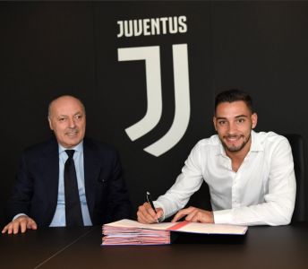 HIVATALOS: De Sciglio a Juventusnál folytatja