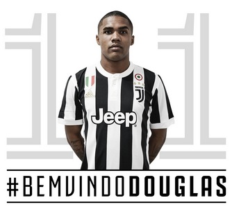 HIVATALOS: Douglas Costa a Juventushoz csatlakozott