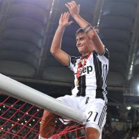 A Juventus mindenáron biztosítani akarja Dybala maradását