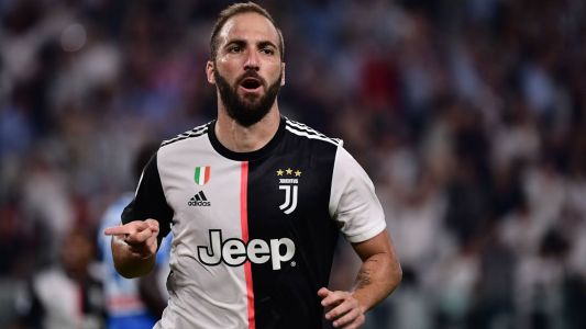 HIVATALOS: A Juventus szerződést bontott Higuaínnal