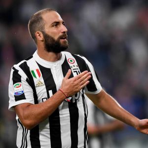 Higuaín egyre közelebb kerül Sarri csapatához