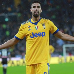 Khedira: "Nyomást kell gyakorolnunk a Napolira"