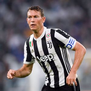 Lichtsteiner: "Meg kell hoznom néhány fontos döntést"