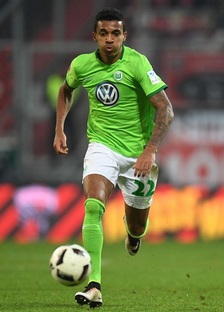 luiz_gustavo_wolfsburg_fut_a_labdaval.jpg