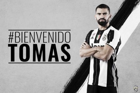 HIVATALOS: Rincón csatlakozott a Juventushoz