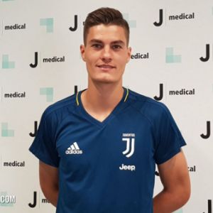 Schick orvosi vizsgálatra jelentkezett a Juventusnál