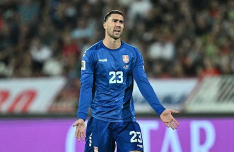 Vlahović kihagyhatja a lettek elleni meccset