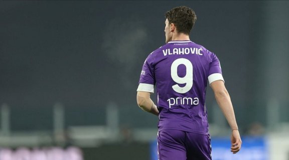 Vlahović kapcsán az angol klubok is érdeklődnek