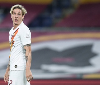 zaniolo_nicolo_feher_roma_mez.jpg