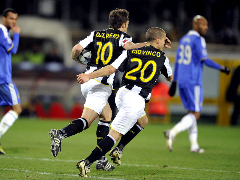 2009 Juve Chelsea Del Piero Giovinco.jpg