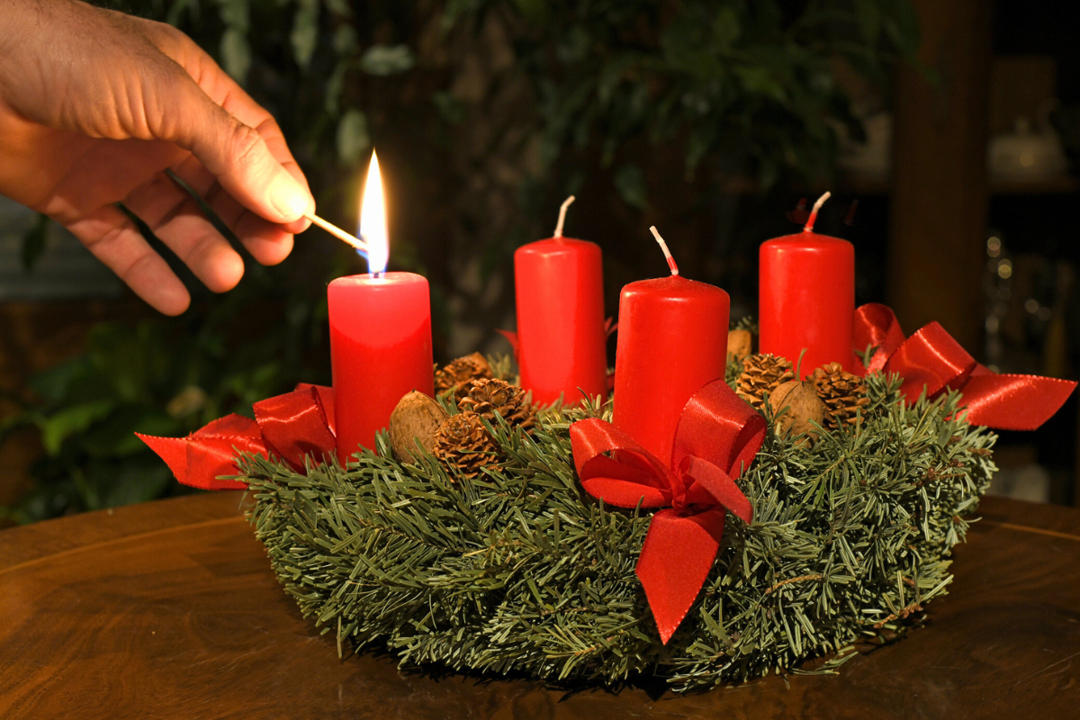 A tökéletes adventi koszorú nyomában – Erre figyelj, mielőtt meggyújtanád az első gyertyát!